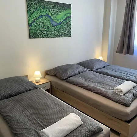 Silver Shine Apartment *