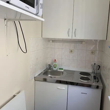 Apartment Silver Shine