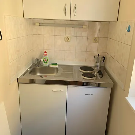Apartment Silver Shine